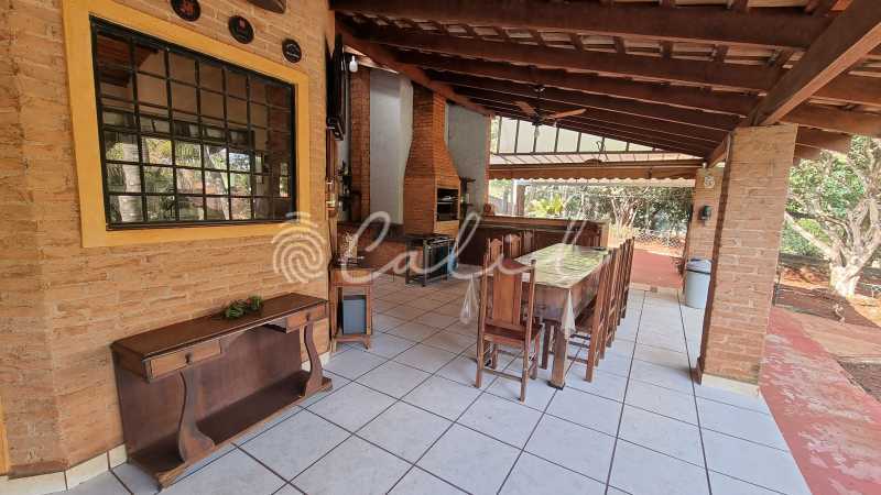 Casa em Condomínio Chácaras Itambé