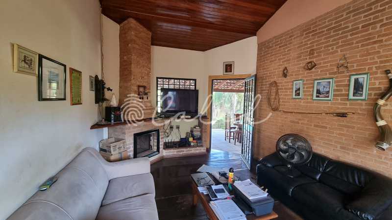 Casa em Condomínio Chácaras Itambé