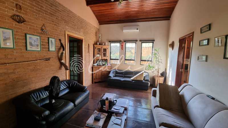 Casa em Condomínio Chácaras Itambé