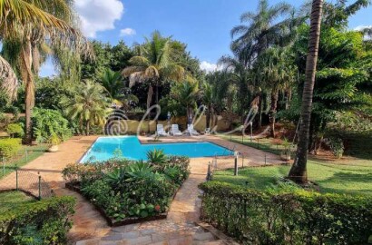 Casa em Condomínio Chácaras Itambé